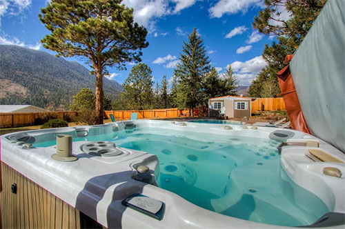 Image showcasing Luxury Vacation Rentals in Cascade, CO - Top 10 Airbnb Colorado ...