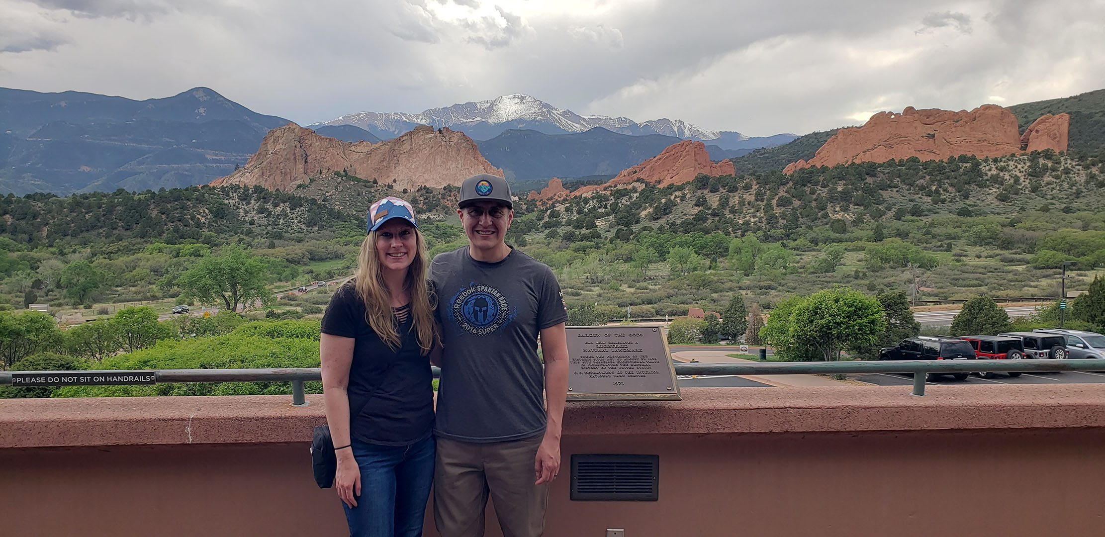 Best Airbnb for Hiking & Relaxing in Colorado Springs, CO