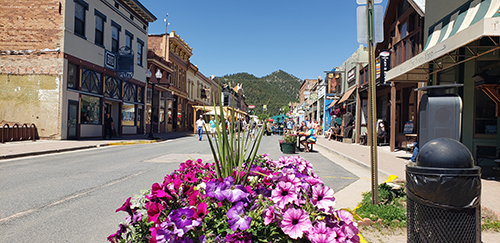 Idaho Springs, CO mountain getaway